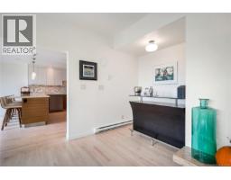 931 Lakeview Ave, Saanich, BC V8X3H7 Photo 45