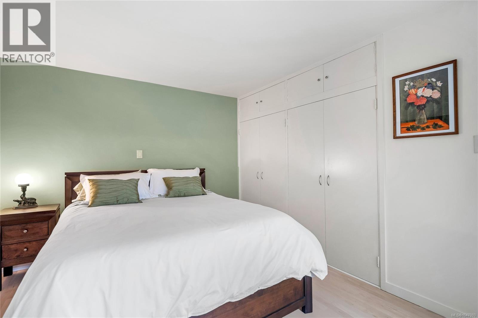931 Lakeview Ave - 48