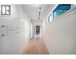 931 Lakeview Ave, Saanich, BC V8X3H7 Photo 51