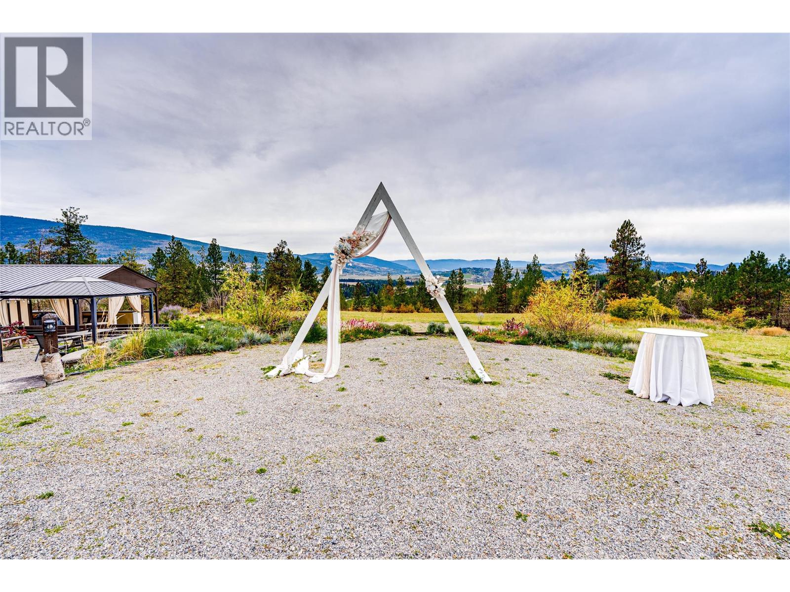 4671 Grandview Flats Road S - 47