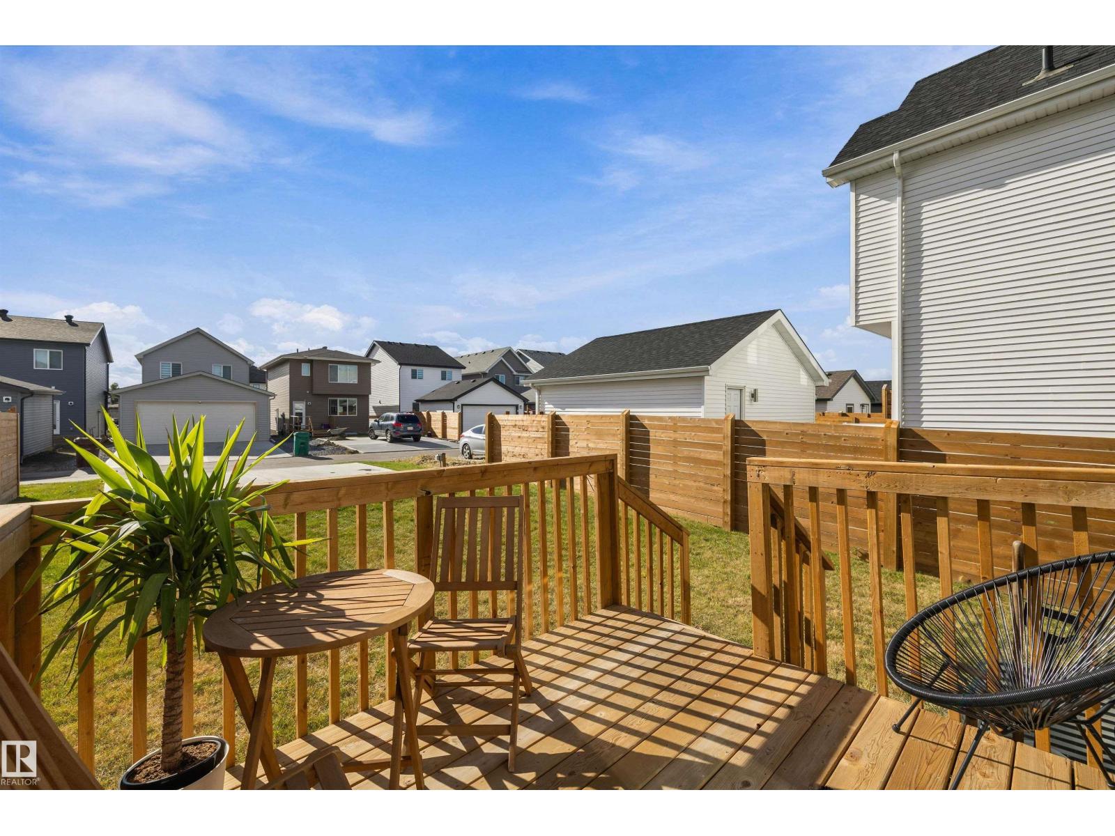 290 Jensen Lakes Boulevard, photo 37