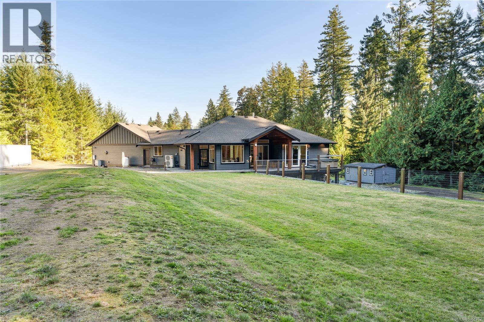 3349 Creekside Pl, Nanaimo