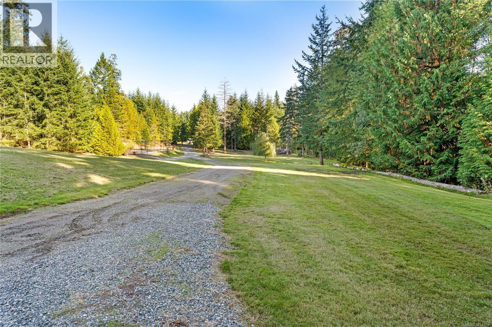 3349 Creekside Pl, Nanaimo