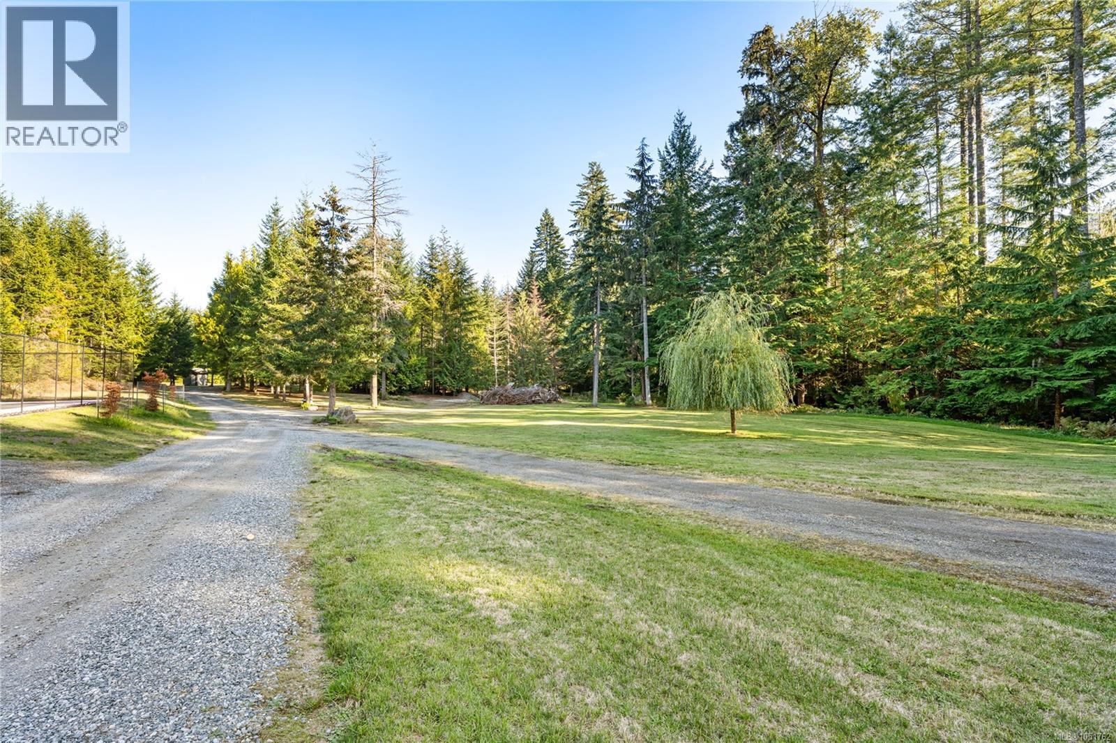 3349 Creekside Pl, Nanaimo