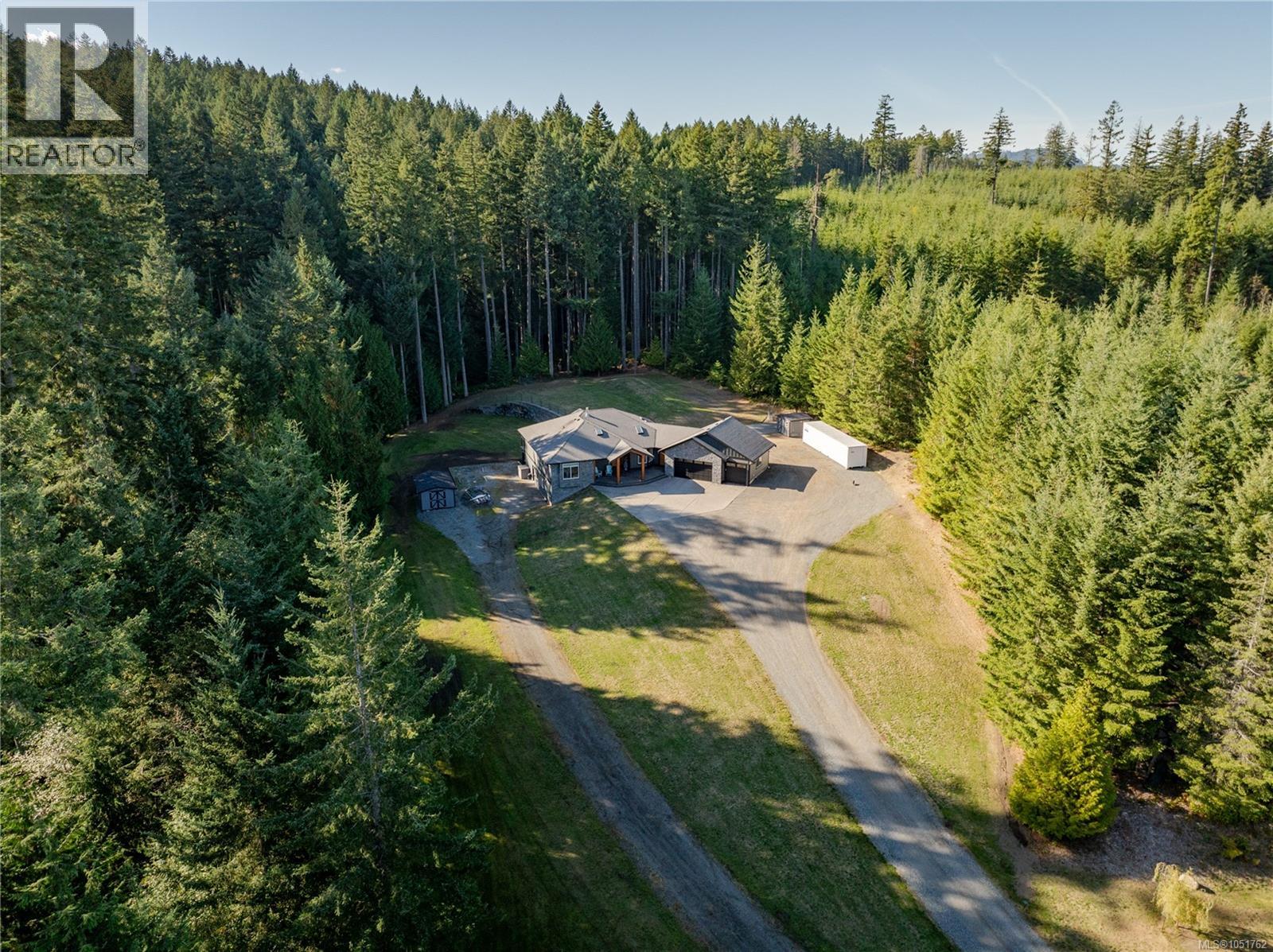 3349 Creekside Pl, Nanaimo