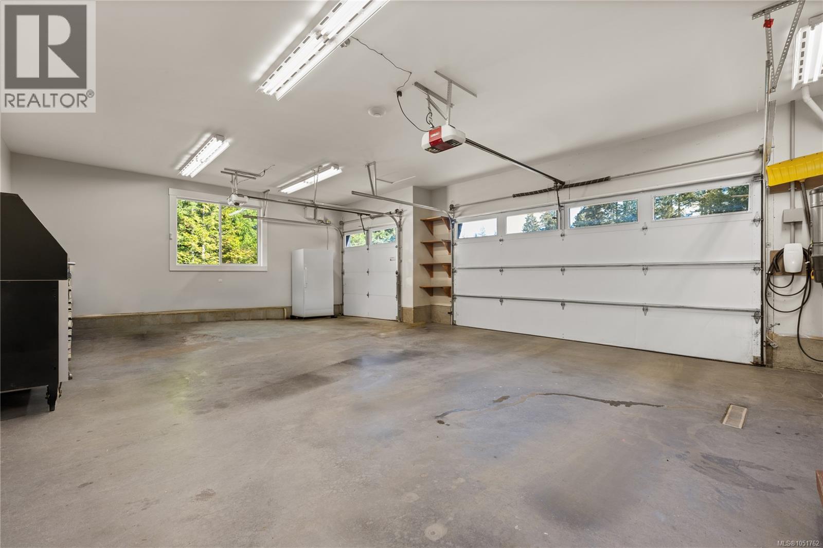 3349 Creekside Pl, Nanaimo