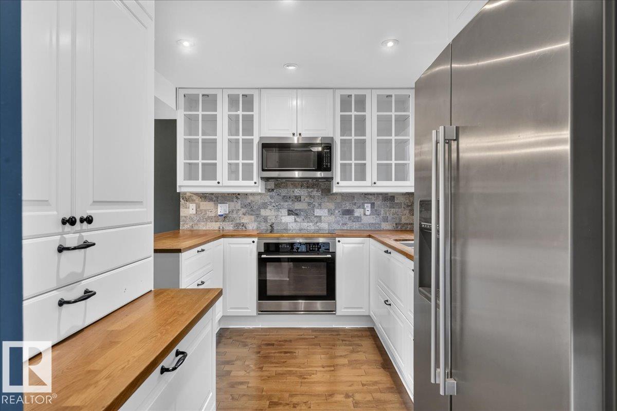 #9 3115 119 ST NW - 1