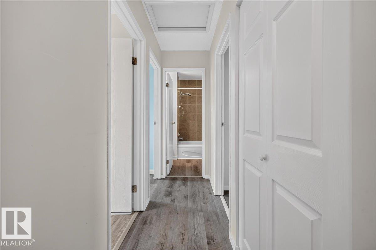 #9 3115 119 ST NW - 27