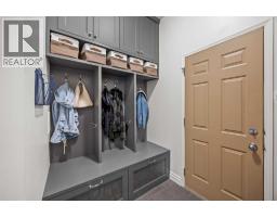 Furnace - 7 Springbank Mews Sw, Calgary, AB T3H4V5 Photo 16