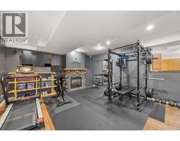 7 Springbank Mews Sw, Calgary, AB T3H4V5 Photo 29