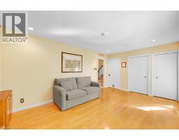 4pc Bathroom - 588 Louise Drive, Burlington, ON L7L2T9 Photo 9