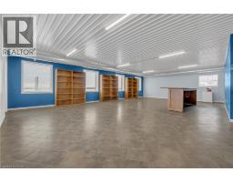 8485 Wellington Rd 86, Mapleton, ON N4W3G8 Photo 9