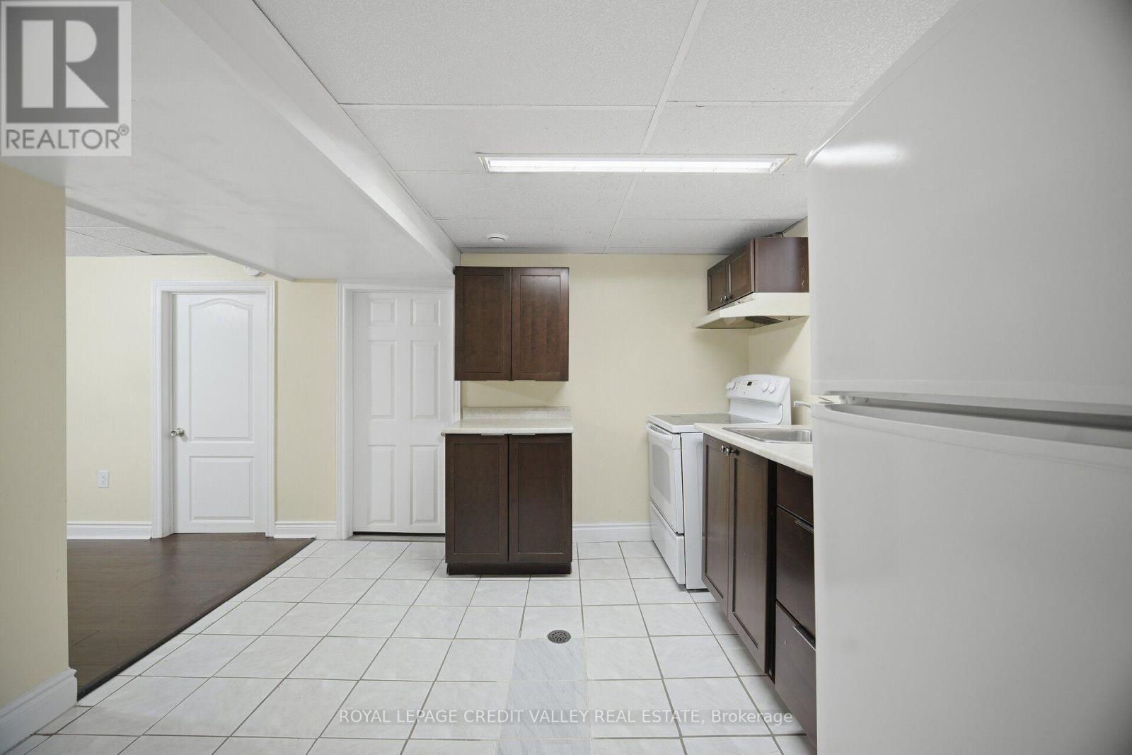 58 GLENFOREST ROAD - Image 33