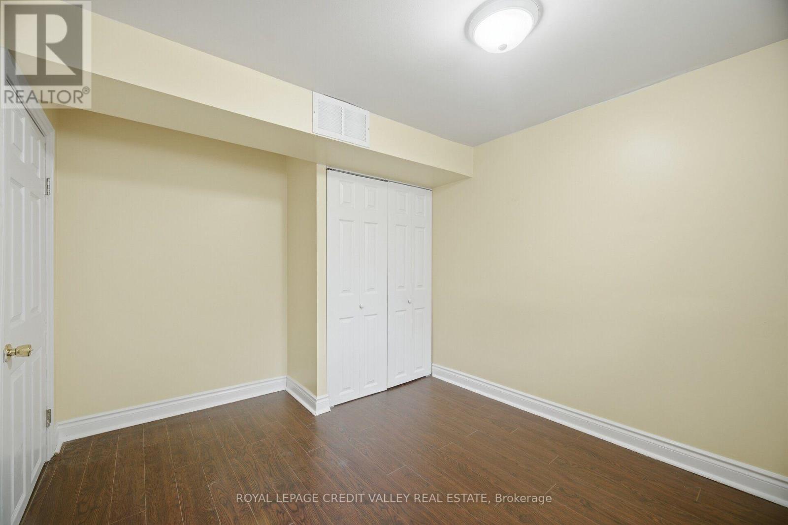 58 GLENFOREST ROAD - 37