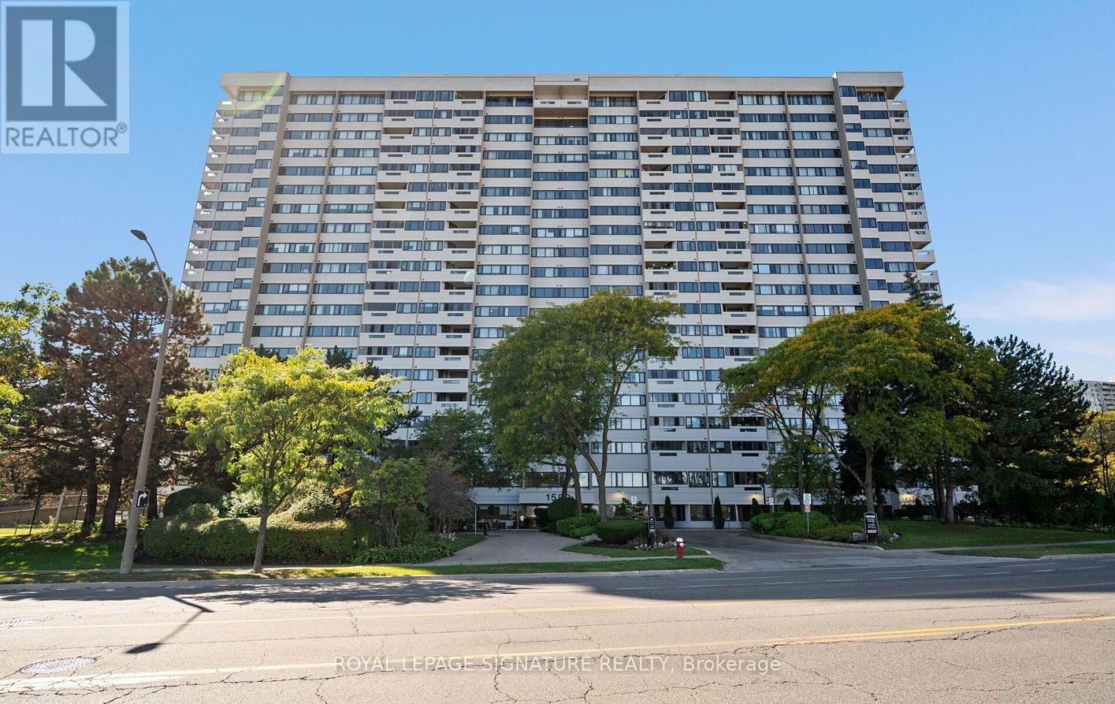 Photo of 1580 Mississauga Valley Boulevard