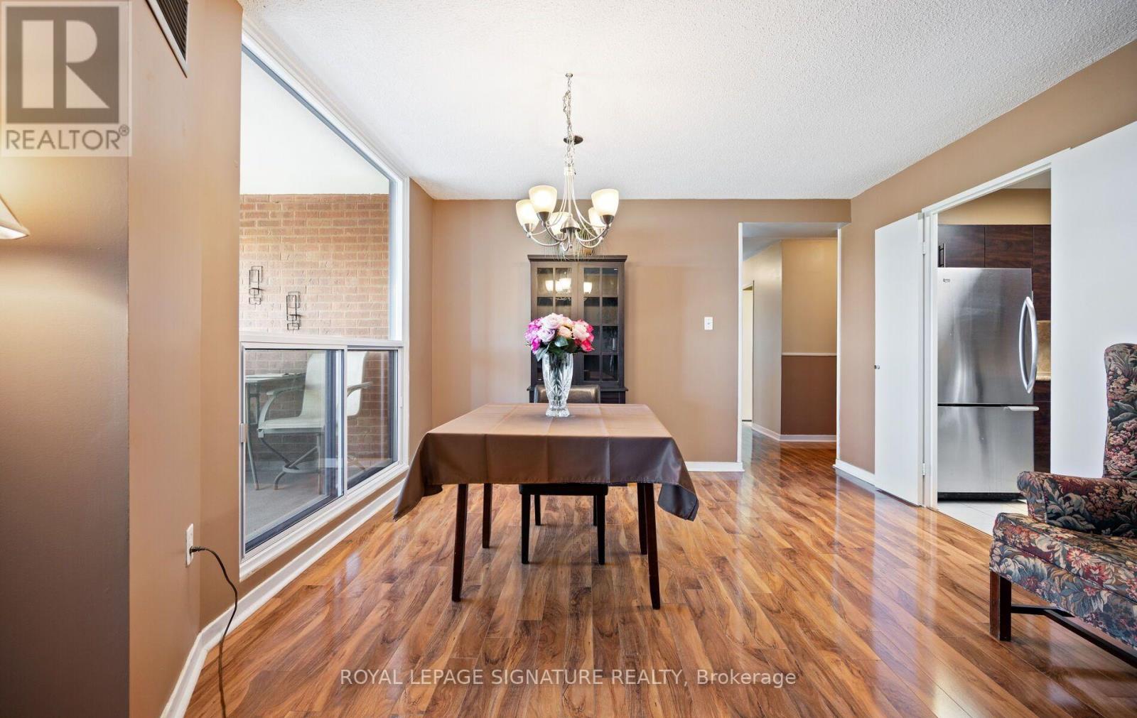 1406- 1580 Mississauga Valley Boulevard, Mississauga, ON photo 12