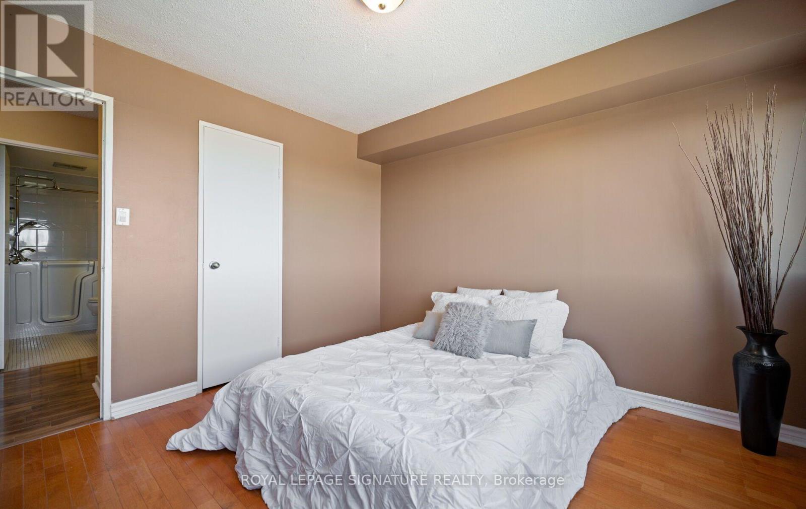 1406- 1580 Mississauga Valley Boulevard, Mississauga, ON photo 38