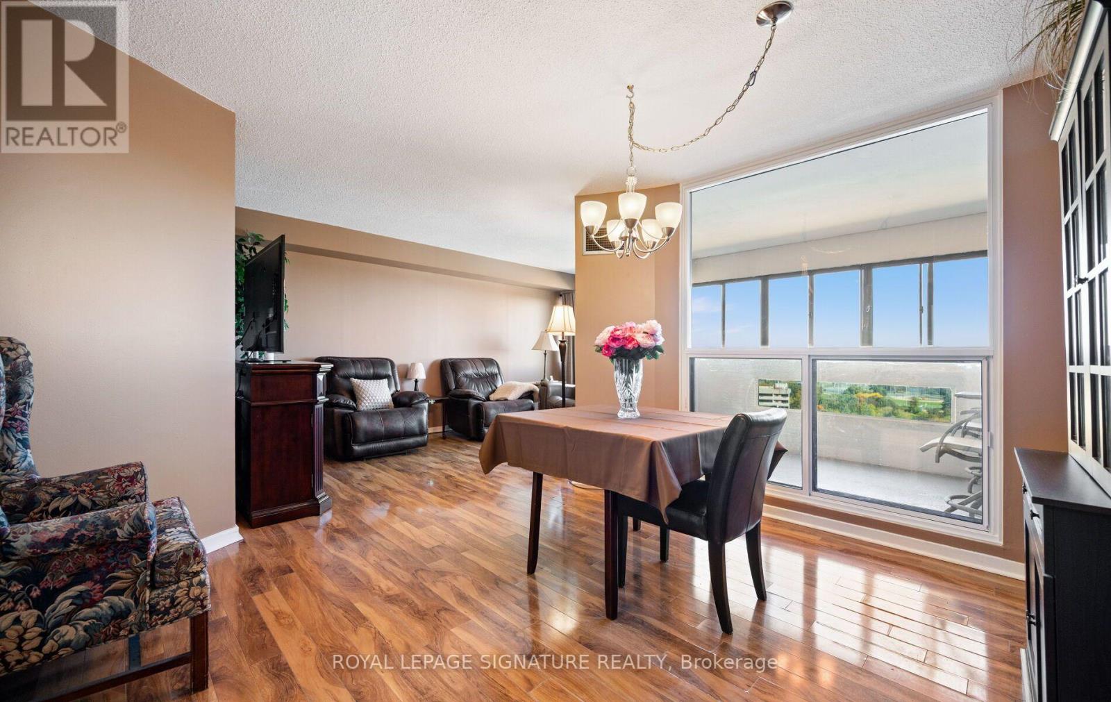 1406- 1580 Mississauga Valley Boulevard, Mississauga, ON photo 9