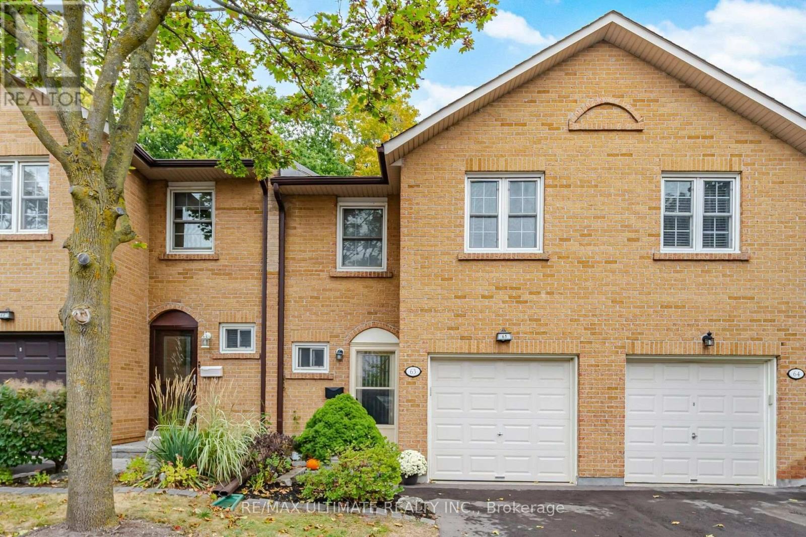 #63 2120 RATHBURN ROAD E - 1