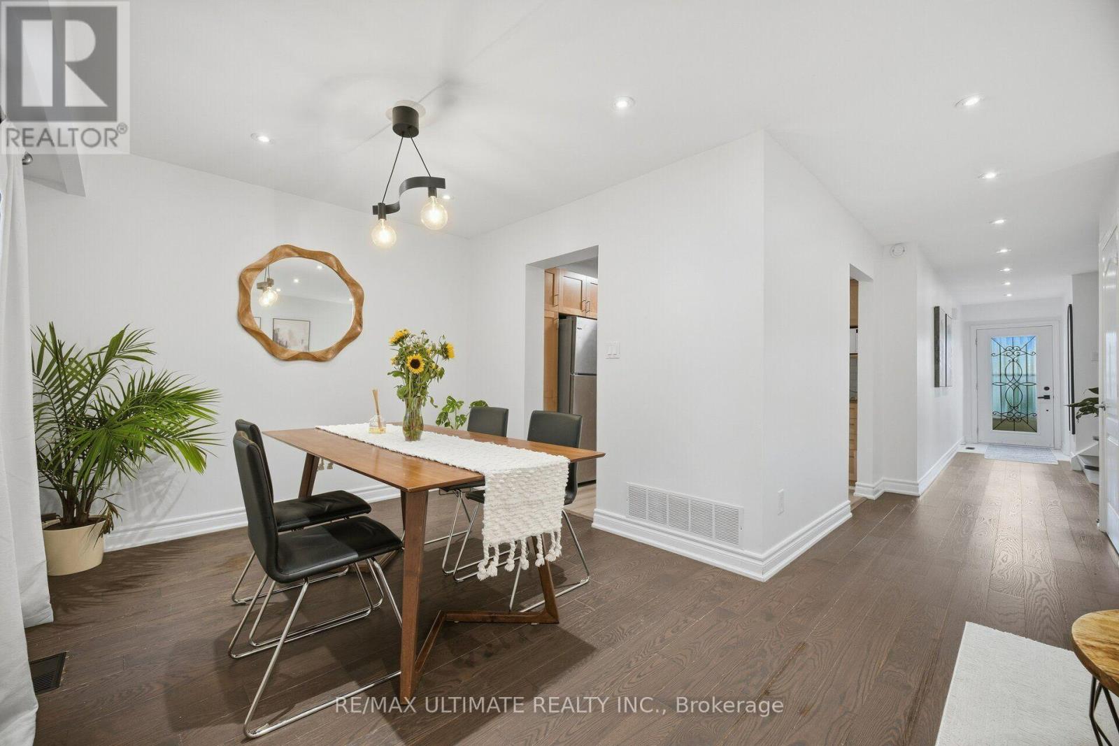63- 2120 Rathburn Road East, Mississauga, ON photo 5