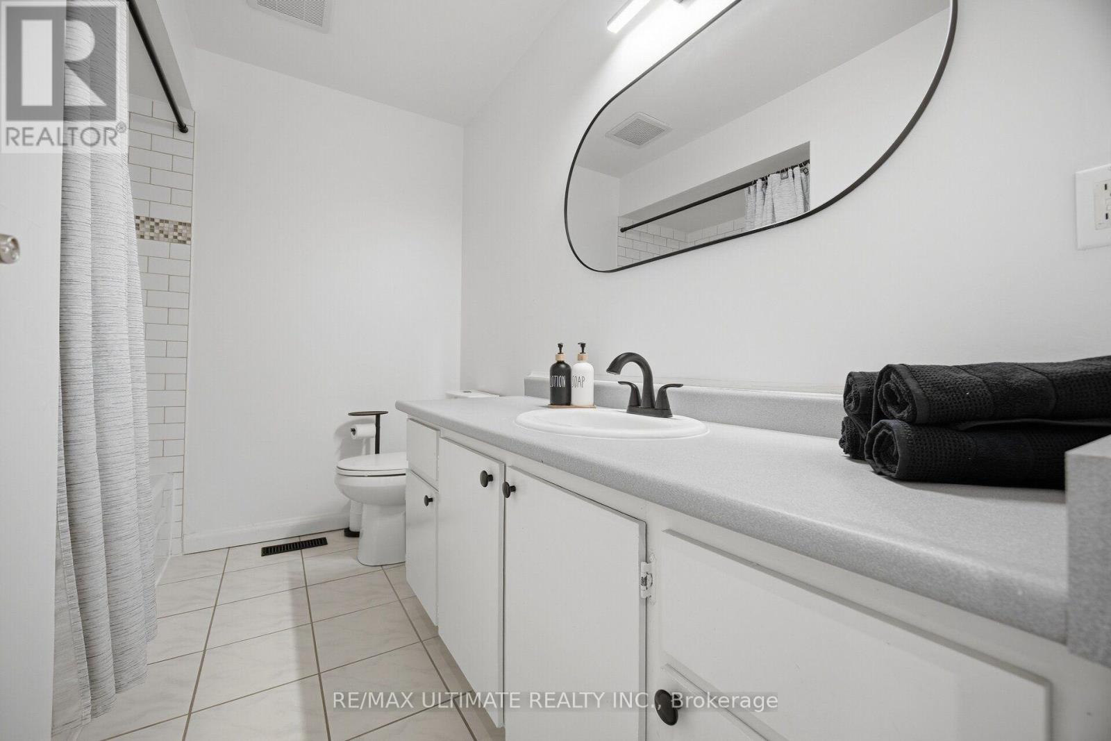63- 2120 Rathburn Road East, Mississauga, ON photo 15