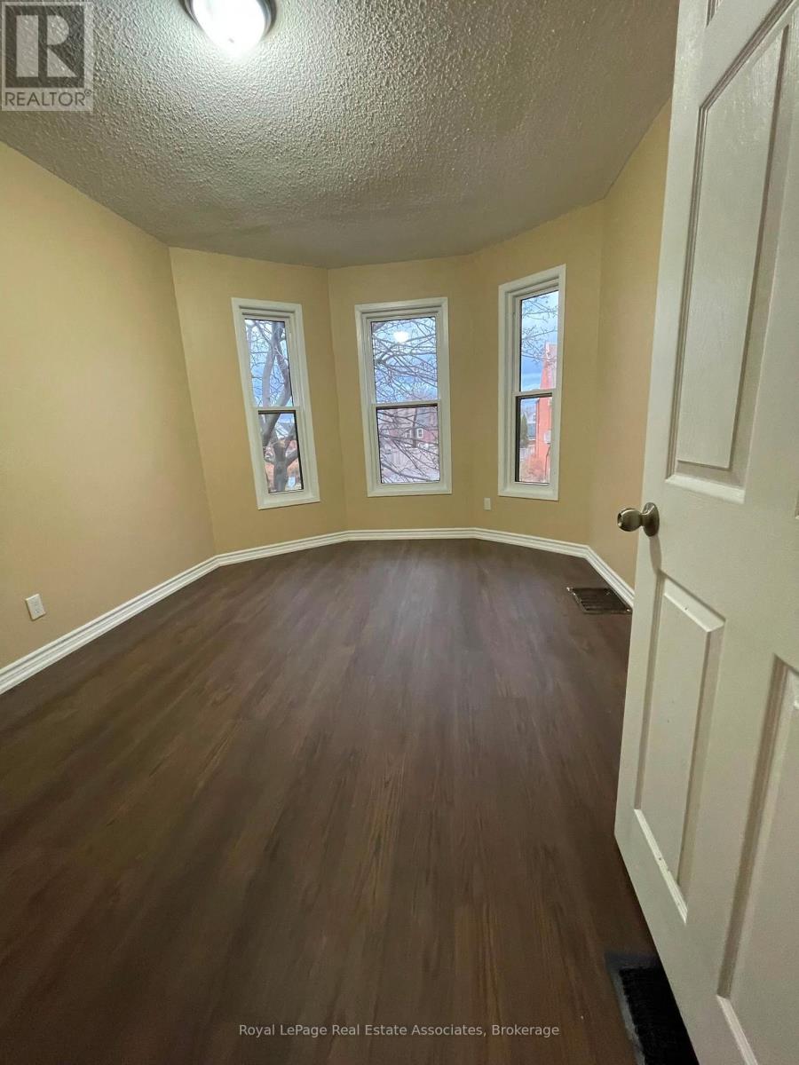 526 King Street East, Hamilton, ON photo 20