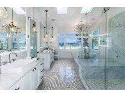 12603 Crescent Road, Surrey, BC V4A2V4 Photo 10