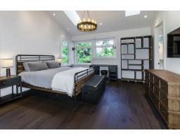 12603 Crescent Road, Surrey, BC V4A2V4 Photo 11