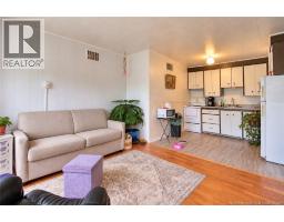 157 Main Street, photo 2