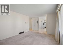 4pc Bathroom - 3706 51 Avenue, Innisfail, AB T4G1H6 Photo 7
