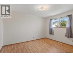3706 51 Avenue, Innisfail, AB T4G1H6 Photo 13
