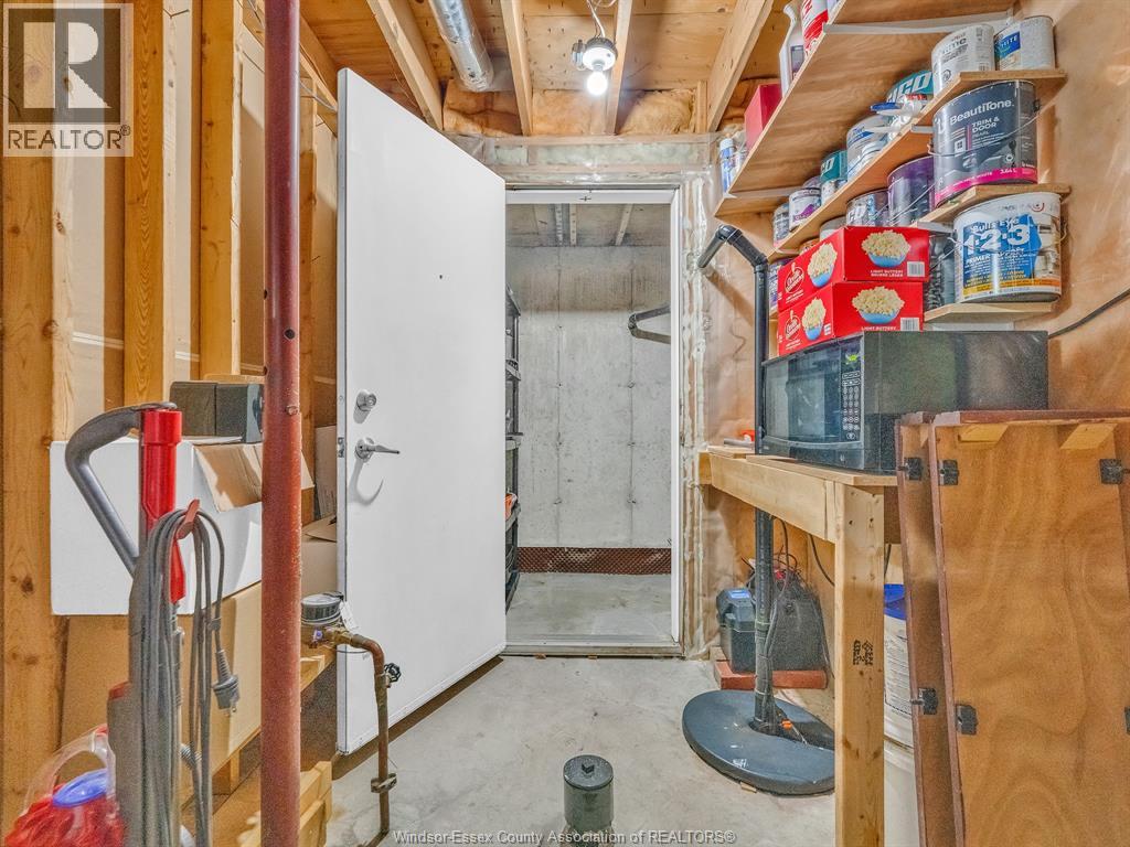 2575 Wildberry — photo 40