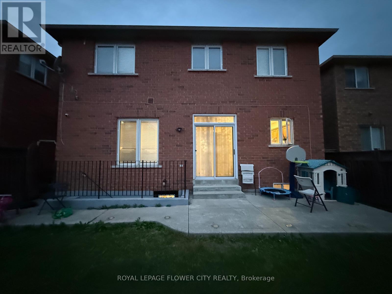 41 CAPE DORSET CRESCENT, Brampton (Sandringham-Wellington) — photo 4