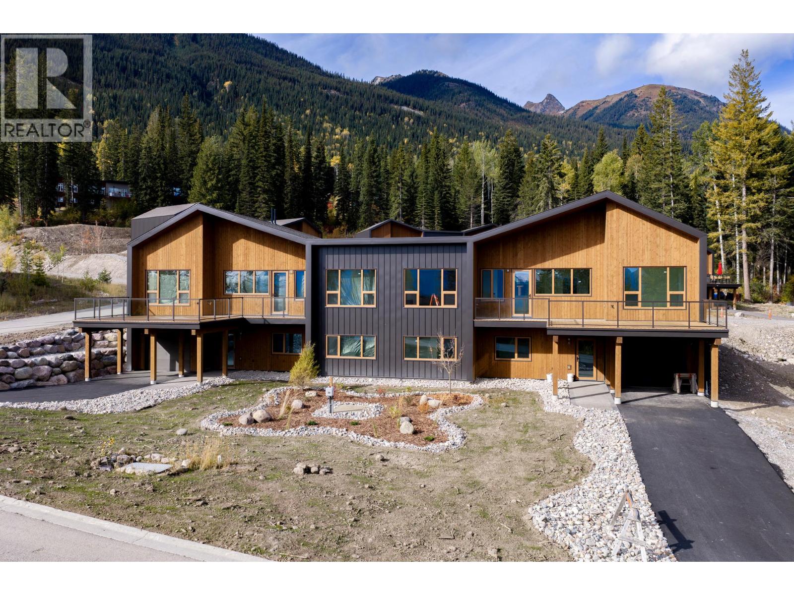 1654 HOWSE PASS, Golden - Image 1