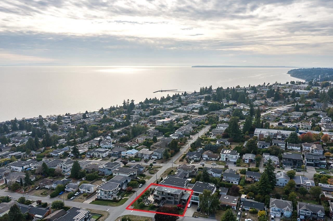 1117 PARKER STREET, White Rock