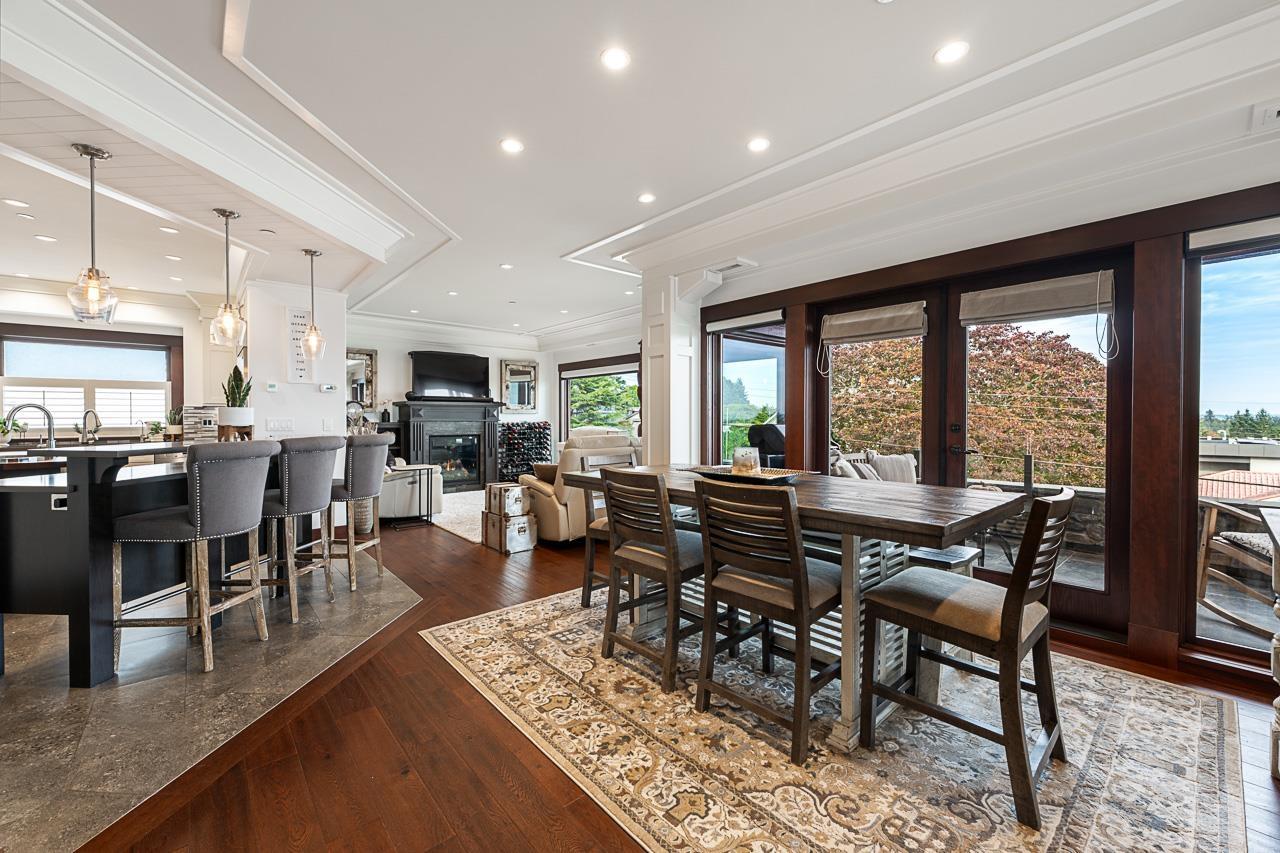 1117 PARKER STREET, White Rock