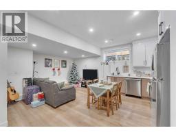 202 Kinniburgh Crescent, Chestermere, AB T1X1Y2 Photo 35