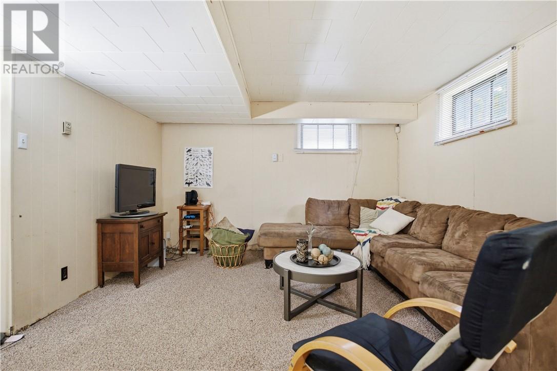 697 Prete Street — photo 20