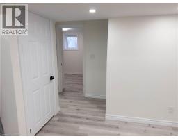 304 Westpark Crescent, Waterloo, ON N2T0A4 Photo 12