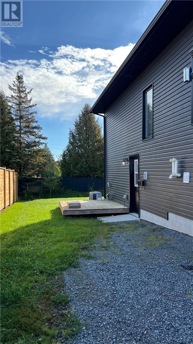 148 Hollybrook Crescent Unit# Lower, Azilda — photo 3