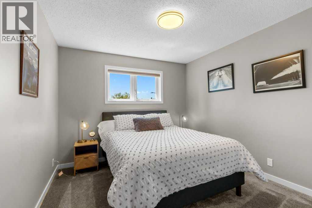 Listing photo – 21 Elkin Close, Red Deer