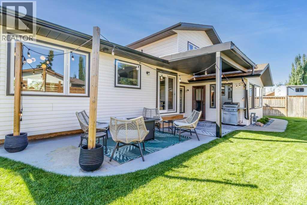 Listing photo – 21 Elkin Close, Red Deer