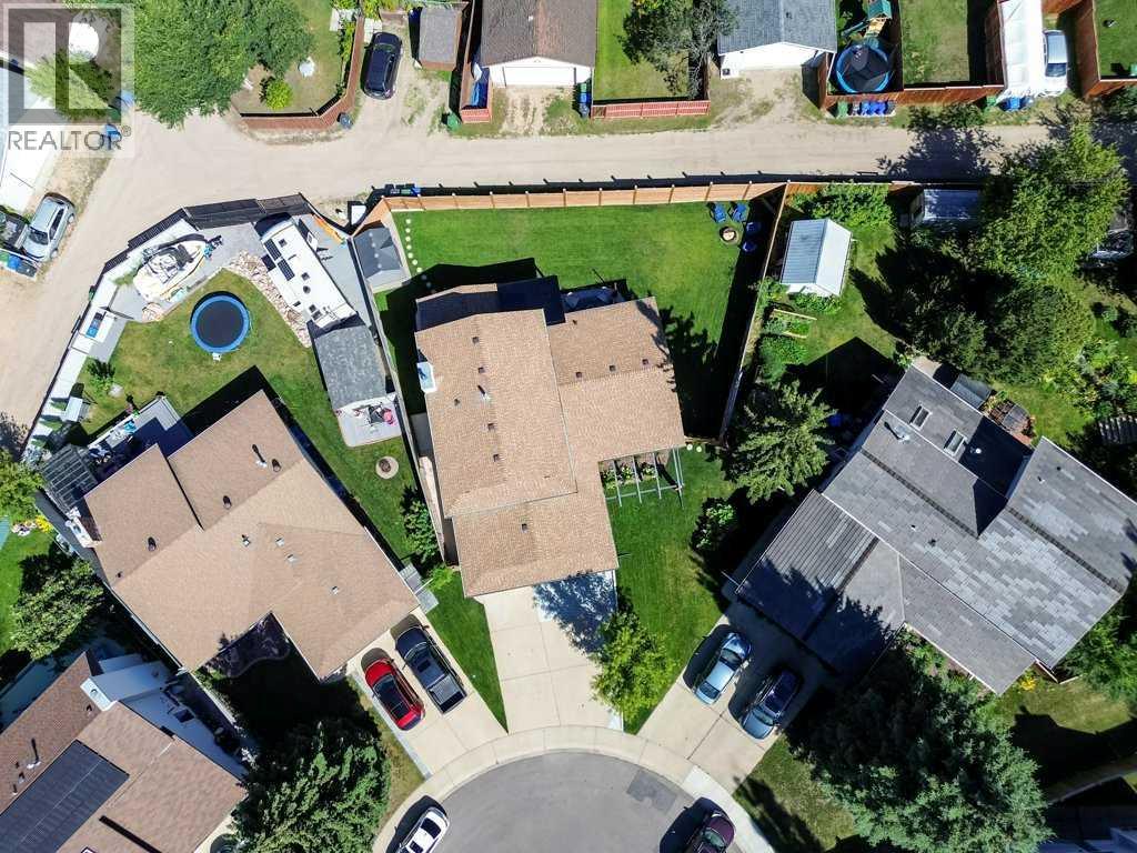 Listing photo – 21 Elkin Close, Red Deer