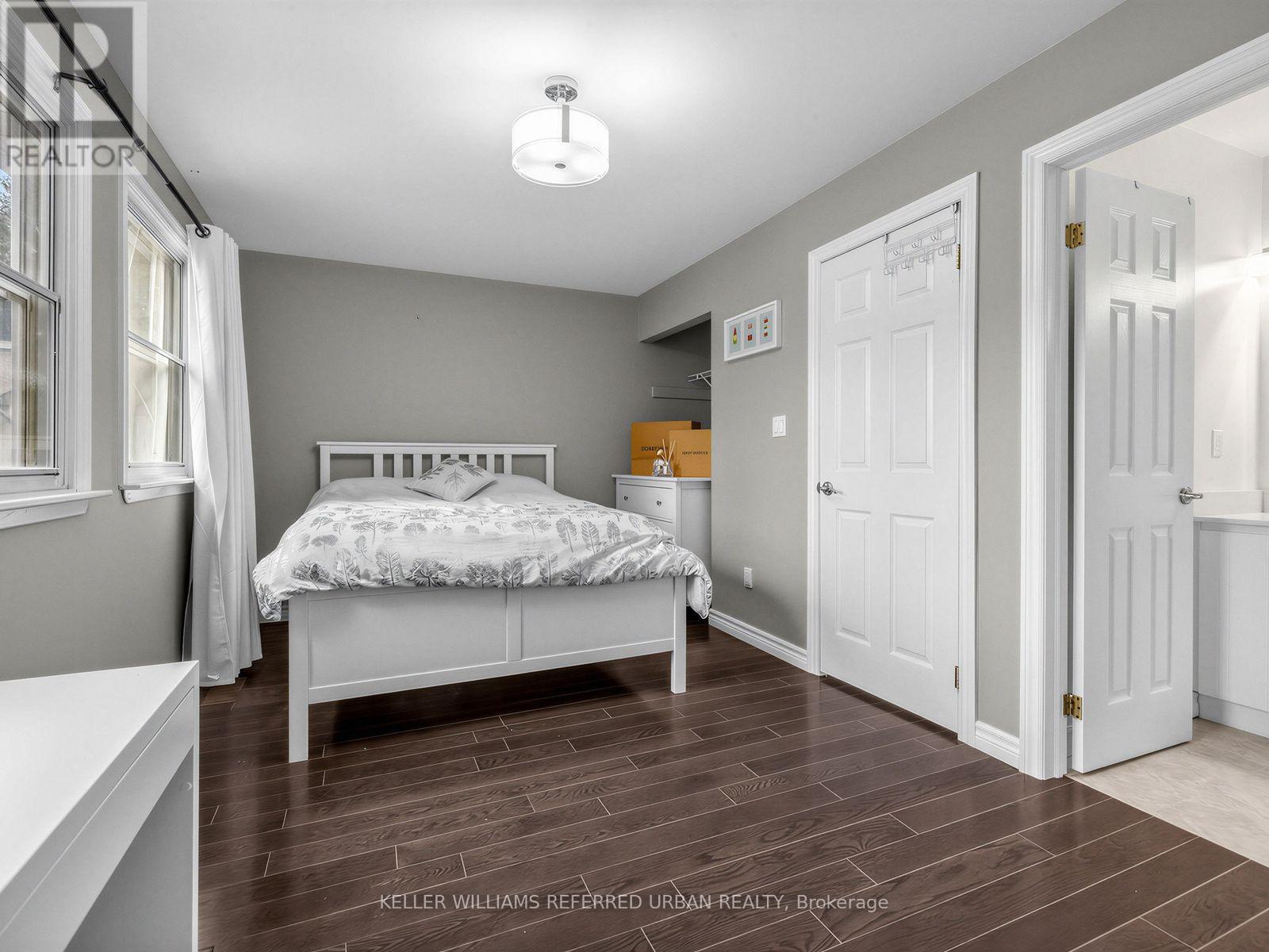 55 English Ivyway — photo 28