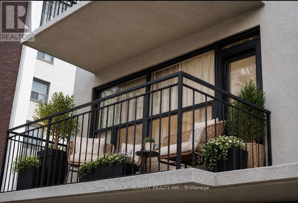 302 - 105 RAGLAN AVENUE, Toronto (Humewood-Cedarvale) — photo 10