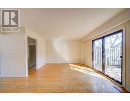 110 Purpledusk Trail, Toronto, ON M1E4E1 Photo 7