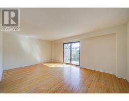 110 Purpledusk Trail, Toronto, ON M1E4E1 Photo 6