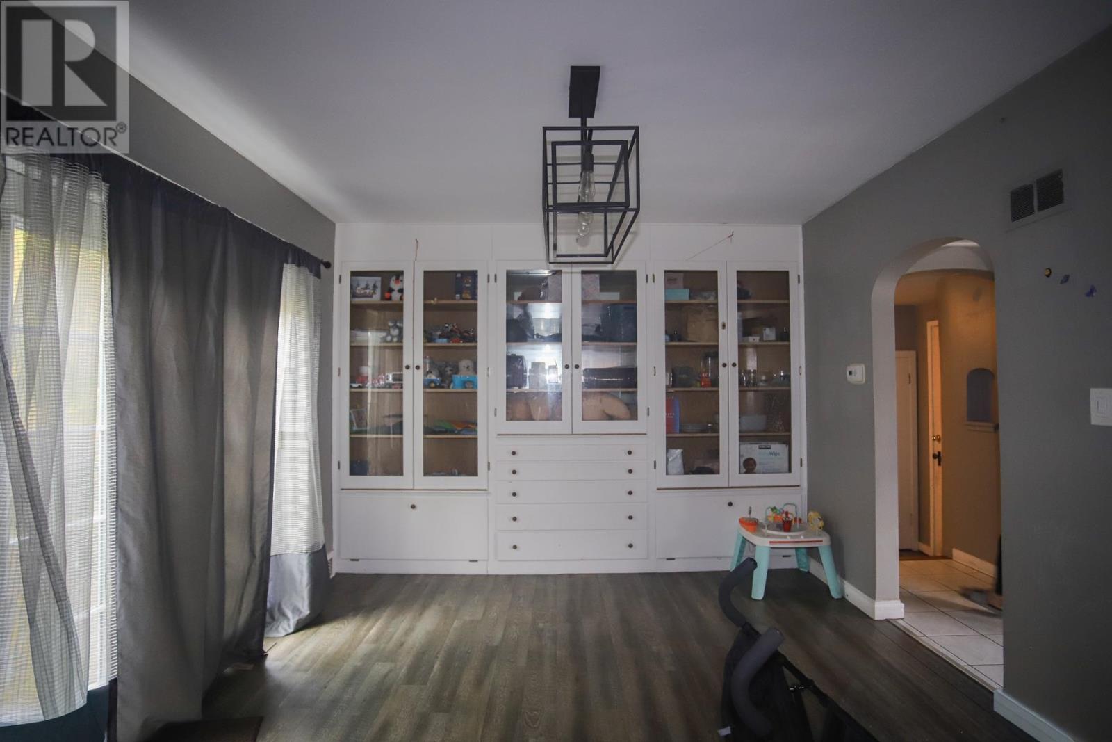 119 Salisbury AVE - 10