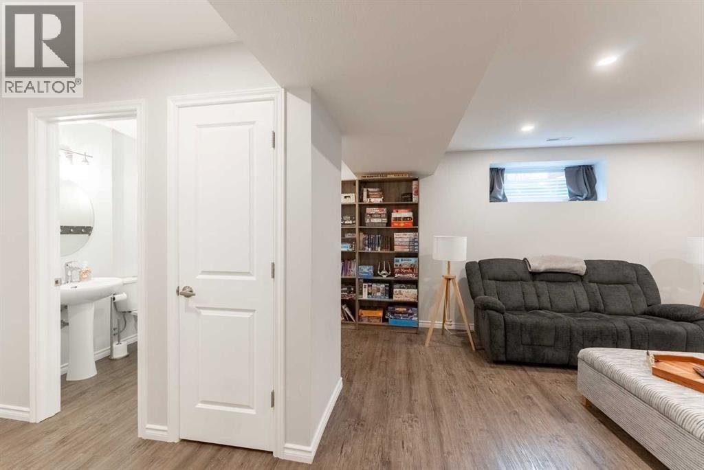 306 Twinriver Road W - Image 36