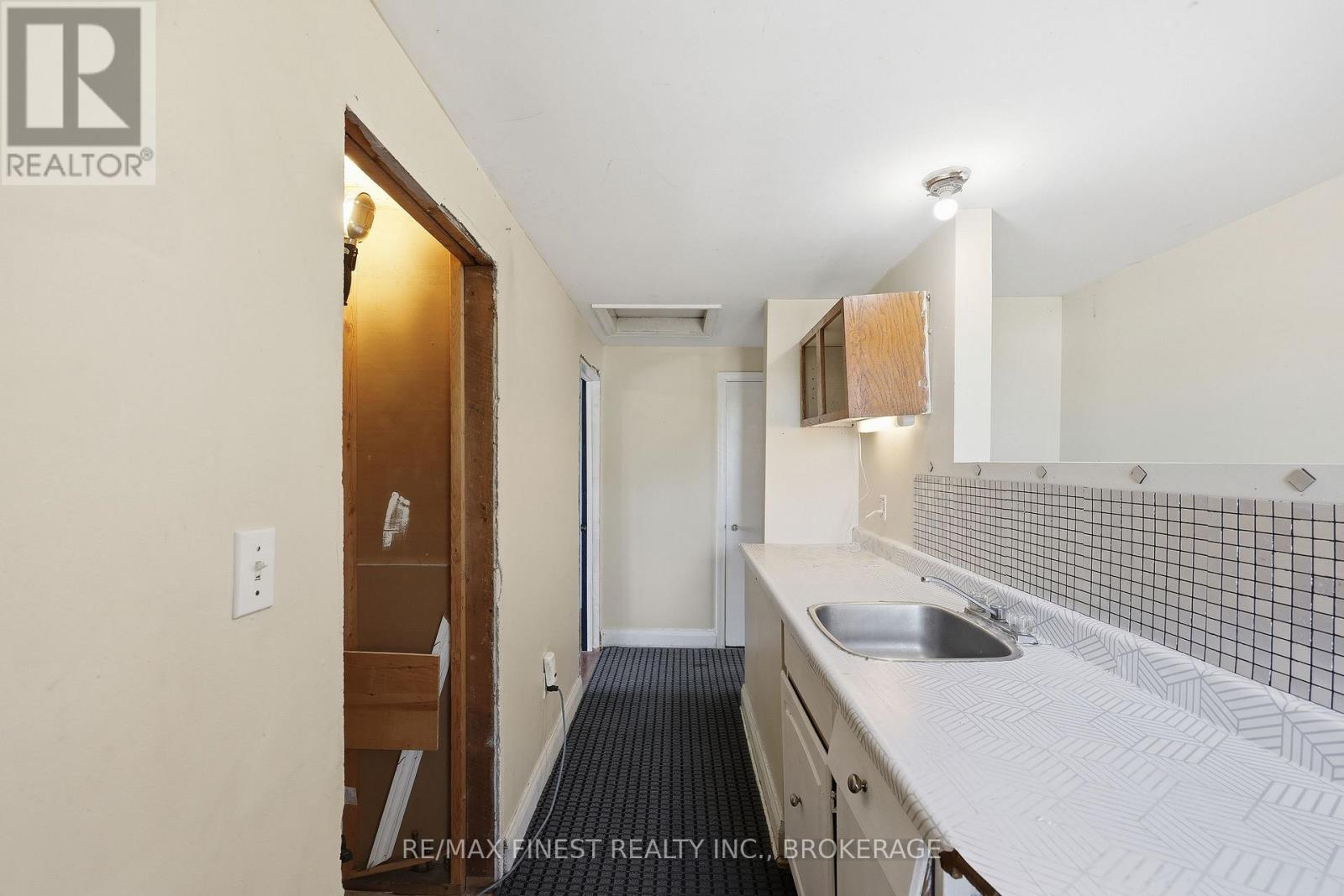 3 JOHN STREET - 23